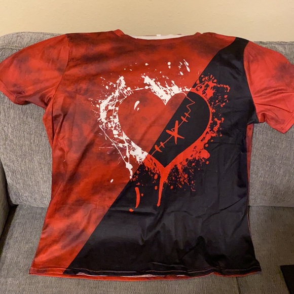 4 new shirts all individually bagged - Picture 2 of 5